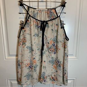 Collective Concepts Floral Camisole Tank Top Blouse with Black Trim Size M